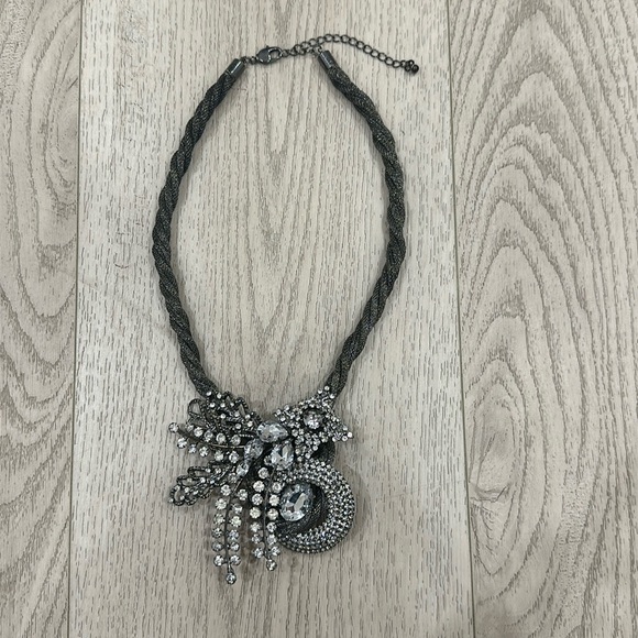 Cache statement necklace - Picture 6 of 15